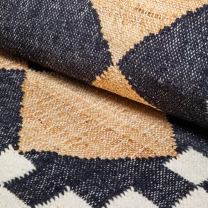 Diamond Jute Rug – Black & White, 5′ x 8′