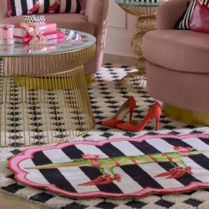 Patience Brewster Gloria Alligator 4′ Scalloped Rug