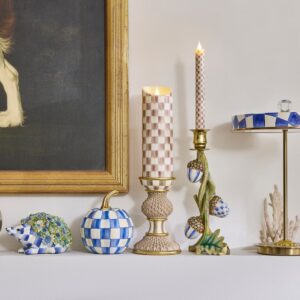 Check Flameless Pillar Candle – Mocha Check, 7″