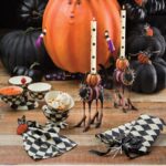 Dot Dinner Candles – Black – Set of 2