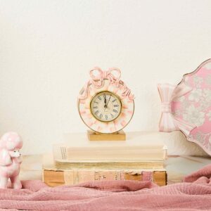 It’s All About the Bow Desk Clock