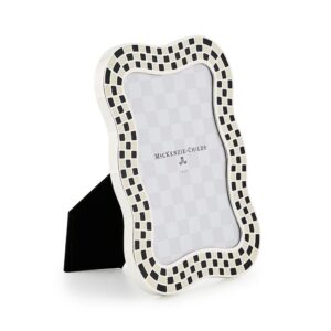 Wavy Check Silver Plated Frame – Wavy Check, 5″ x 7″