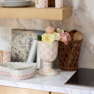 Rosy Check Pedestal Vase – Rosy Check