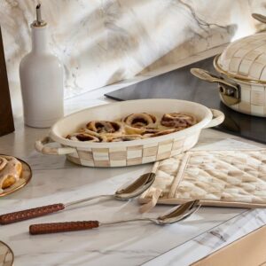 Rosy Check Medium Oval Gratin Dish – Mocha Check